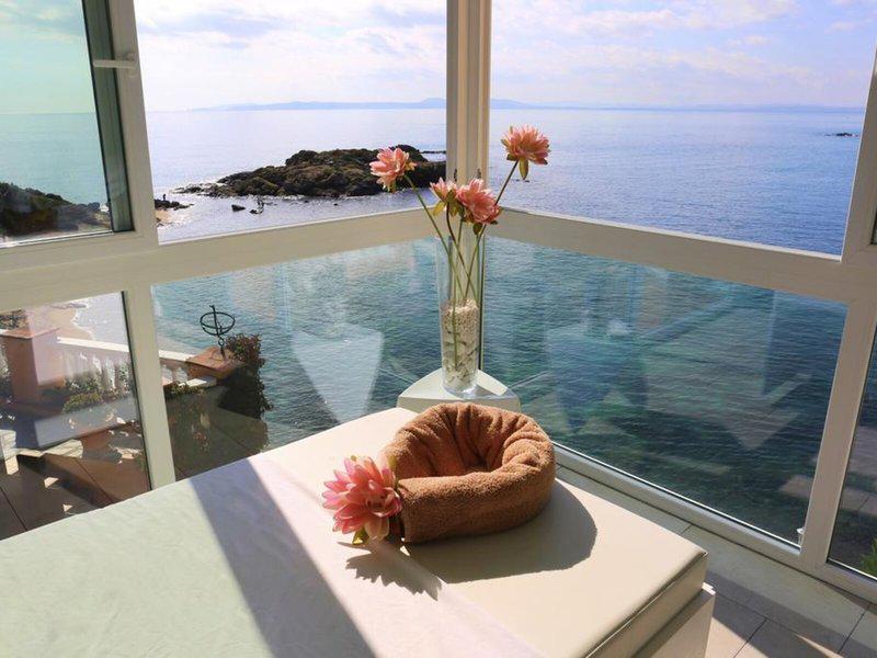 FB6503351ECC038891E00E343EAD86DF