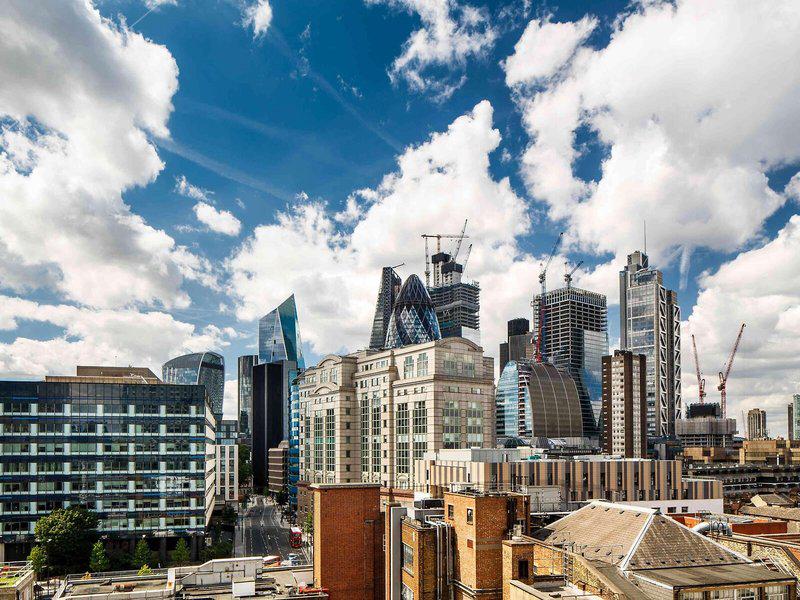 54F68E52C1181393EE15E5BBFCED93E6