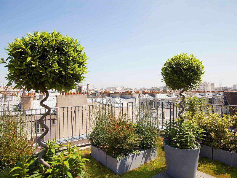 B7309FECC146D211AF3E23D555D11B96