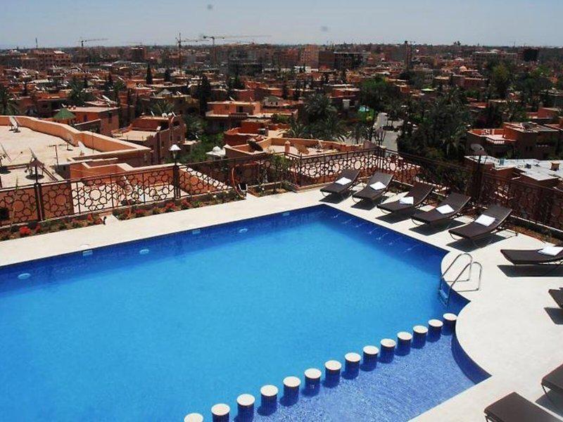 4AD4811F3CC3BA0C3C8CA7D2595AA435