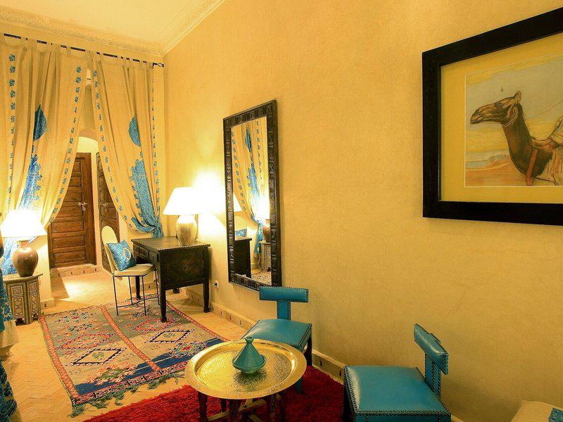 DEC5C048D0F9C8C2C1A6319F1E26D110