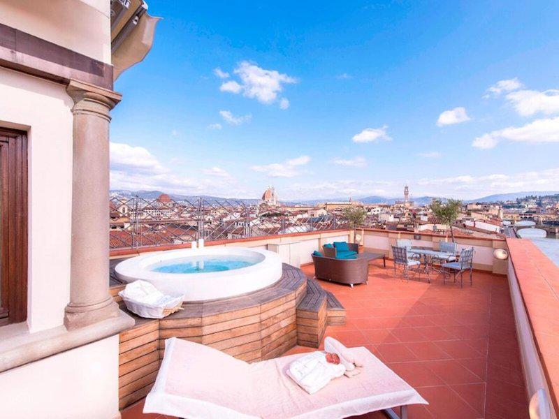 B87AB2C3F2FE5AEAF8D82B341EE7558A