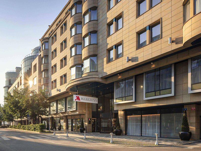 056D21D6313C4A501A581F32B8EC5939