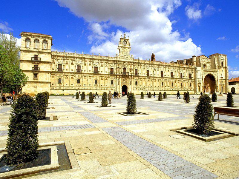 120418B1946E3B8E4F8433E849A55C47