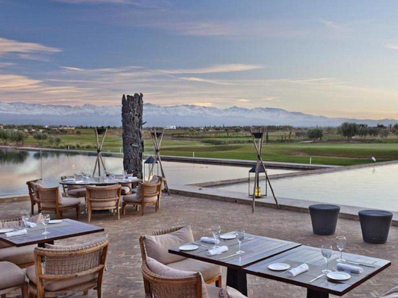 7206ED6E031CE49D36F59A4A37324B6A