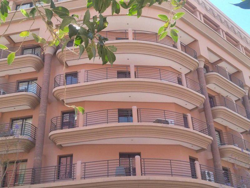 B63E4F93FF81D5274B3093393DB6402F