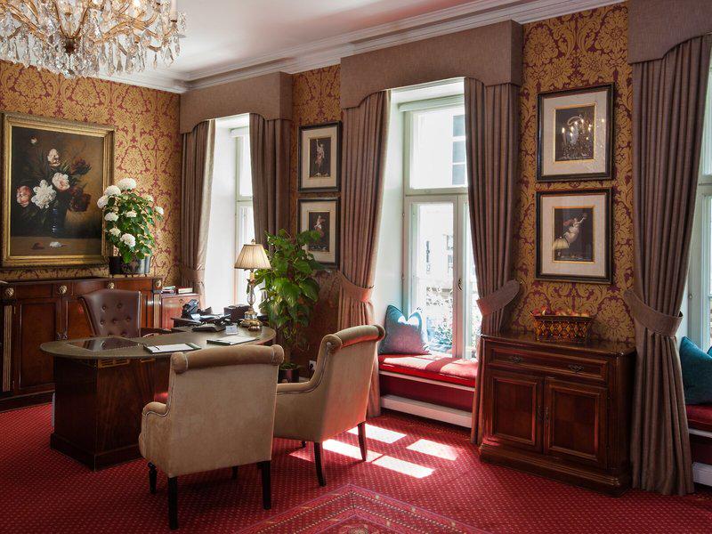 91E8219E7B91C98A9F59D4384A86EEC2