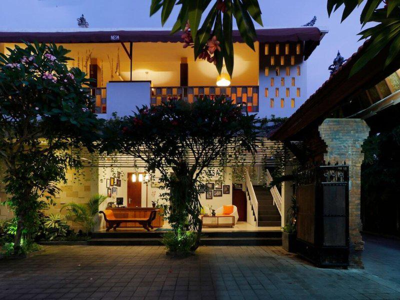 AC420AC7C18A744090170BB0B74981E4