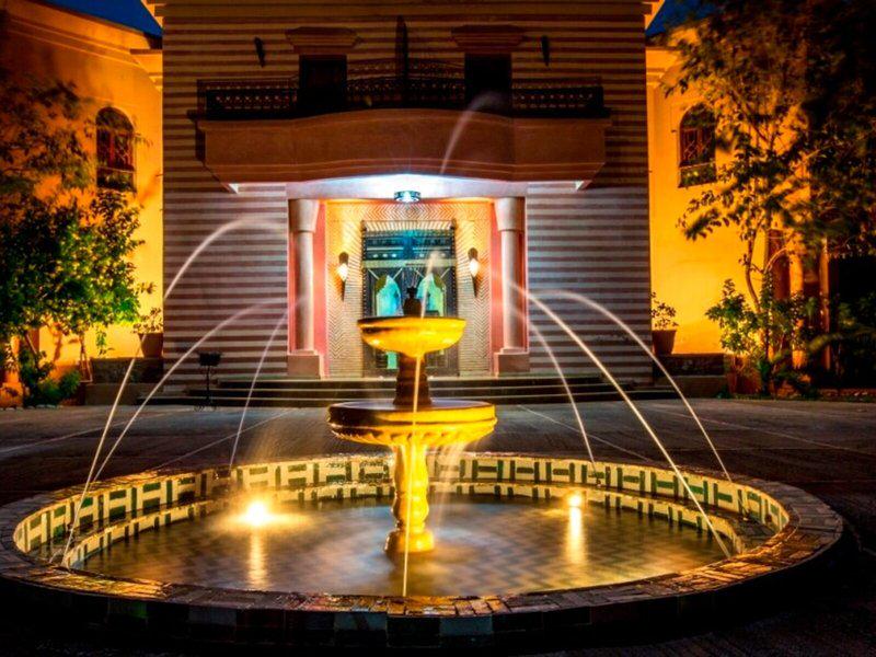 E6BB9EA42F296C5E7F98933F3E821988