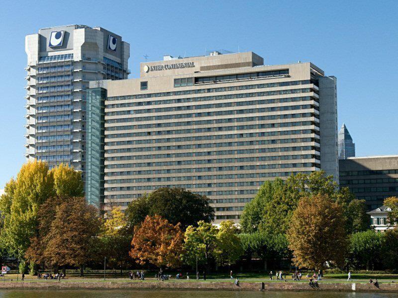 A952055F5D0A0EA59E97C17B57ED78ED