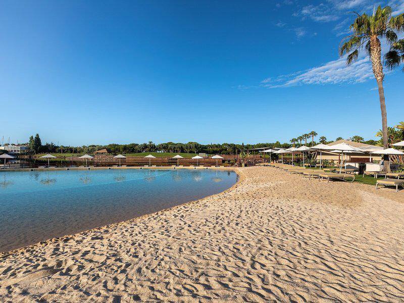 442AABB4A8E1AC63929683693C66863C