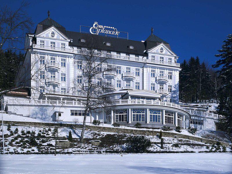 DB41A37A46C9DF5F111C05E6404CADBC