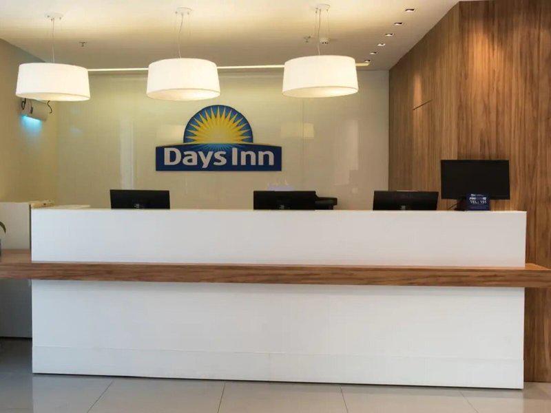 EA71374E69D685622C5279E24647BF4D