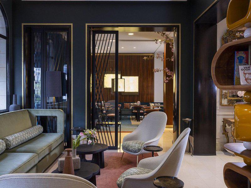 B1F2BAF5684403D801F933958A6DE3E0