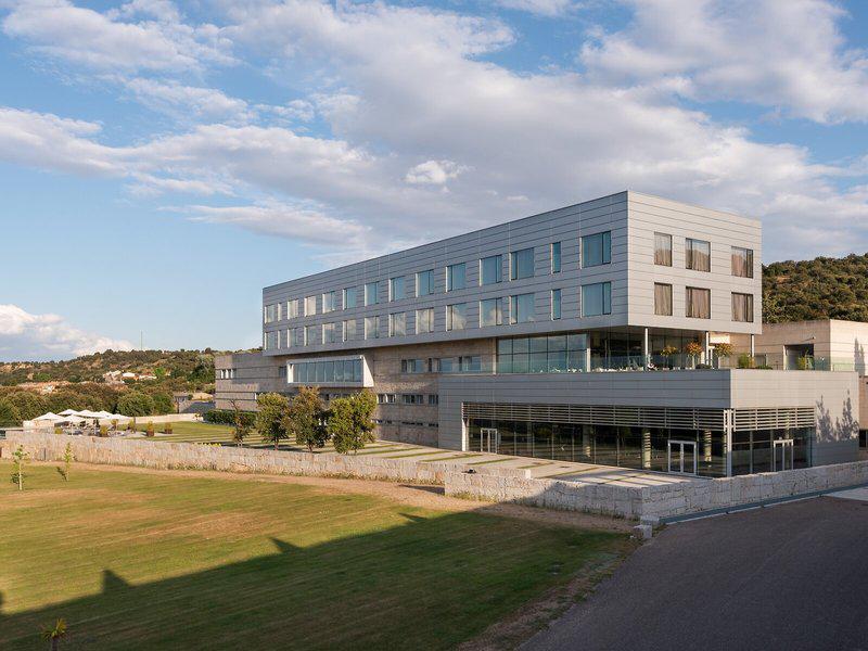 CD416D42DEB4BA8E984EC785C8FF6400