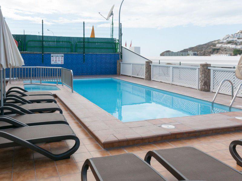 DCEED04B52C530BD31B3BC60053FEEAB