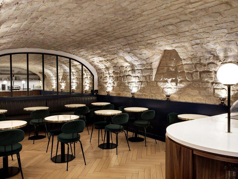 4200C5F36C3A8044374D879E9D337120