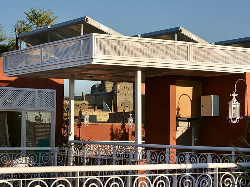 44FE6905461E24B7D909B99BB1017684