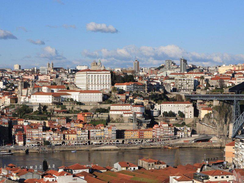 B695EDC32FBE246F24D8E36DC1A3D64E