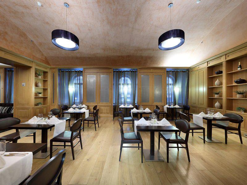 20070820502DBEABE9F7F6247B6464C3