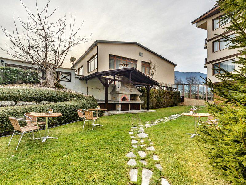 7DD124B8D158F6E7E2BF913125AFE408