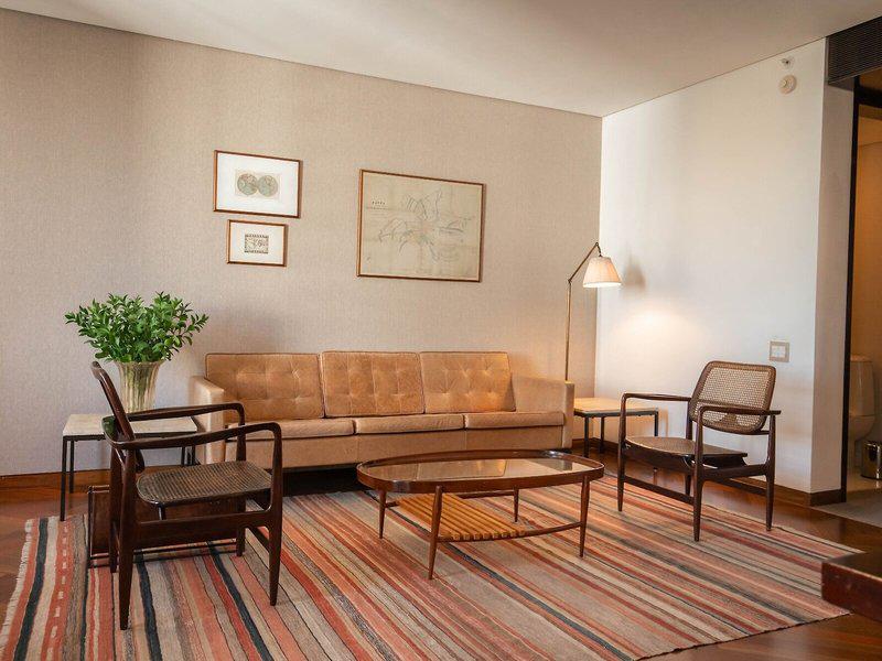 1711191BEACDB431ED996CBAB21DE346