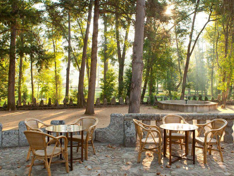 1DCD809057D7DD6DA4ACDC336705EE2C