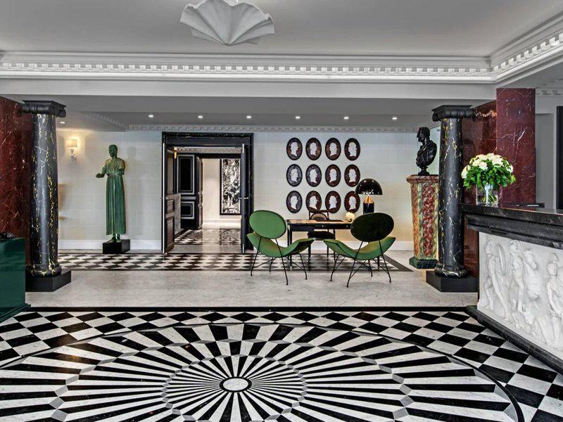 11FC1F693B81D00BCE7C84866393F2C2