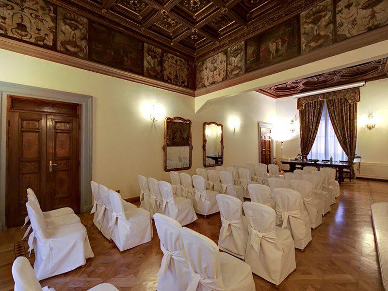 A3C482218050C03A48DE3C4481C174EE