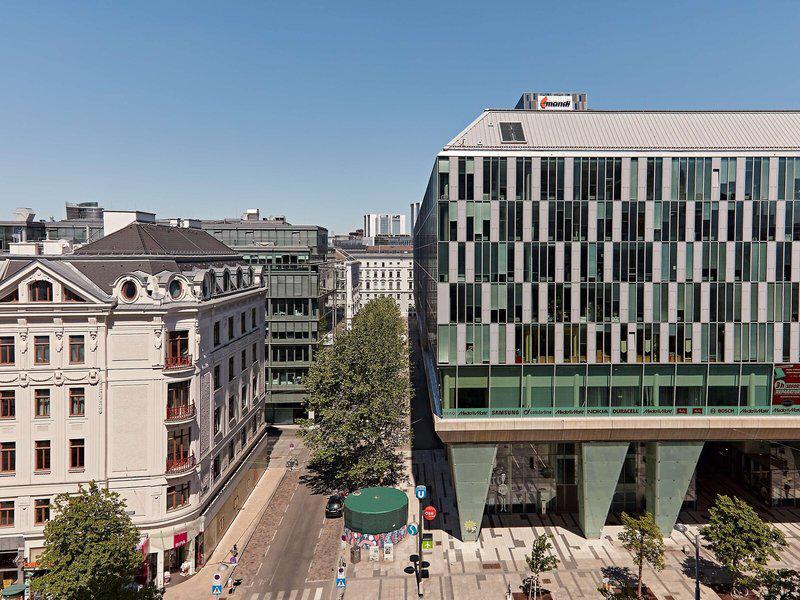 80C3858D4EED149983AC77DA0DEF366B