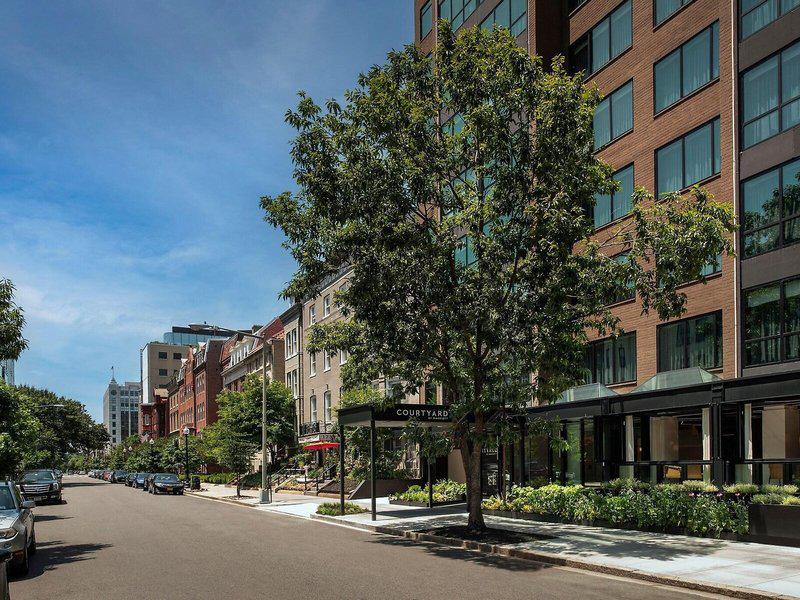 45FDC14D554F33B4776A622AE0FF7466