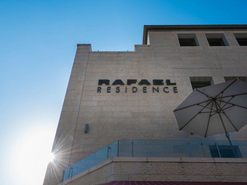 A1166169D9FA2D0B00506488F83DE360