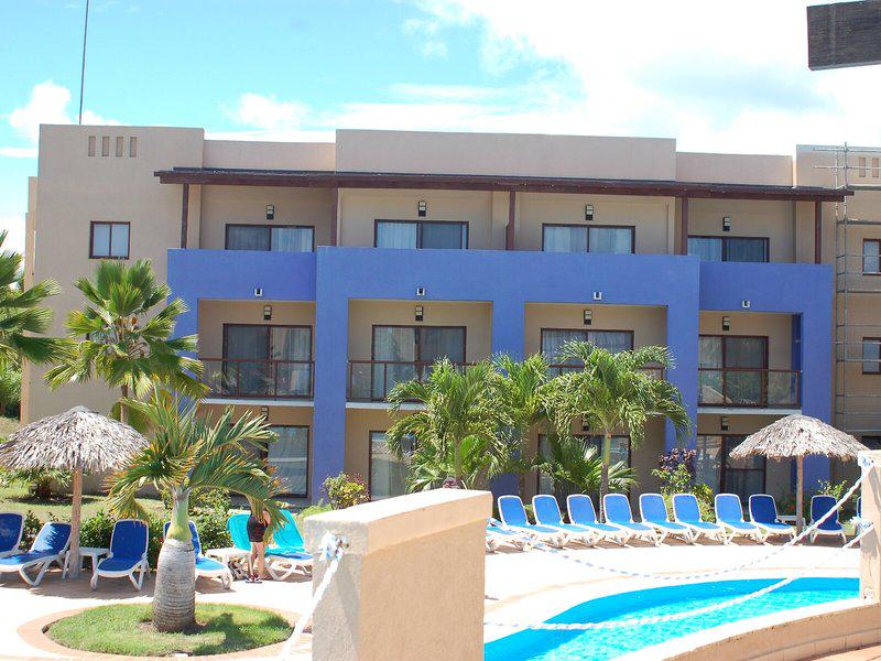 FB90921E0E243C3929E3E6669BD70925