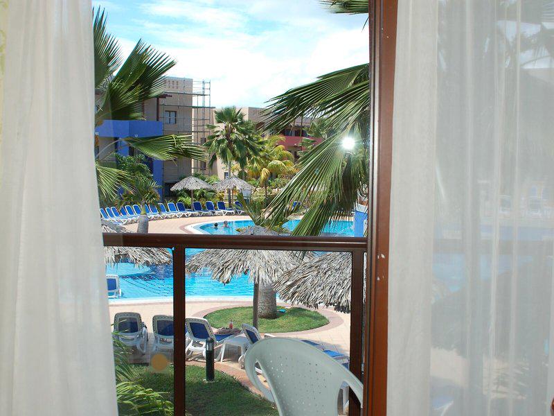 CD227EF591CC2791EC01B79772C6499B