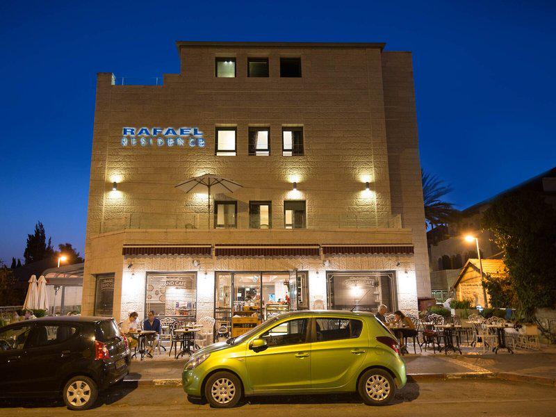 AB3B4CDB8DAC61D4343B267E2F2803D2