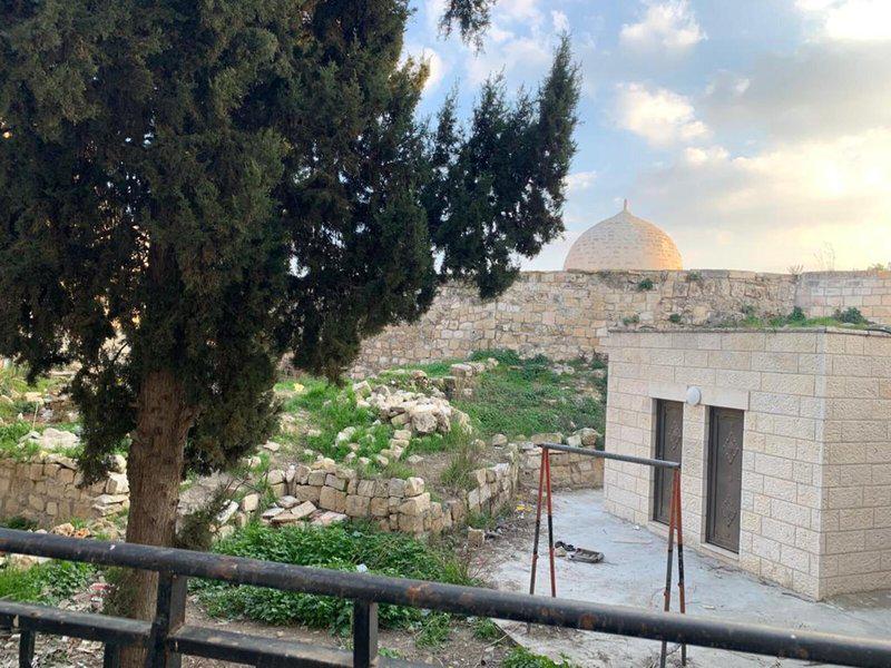 1E24E0B49DE951FFAFDF337B0F0DD7EA