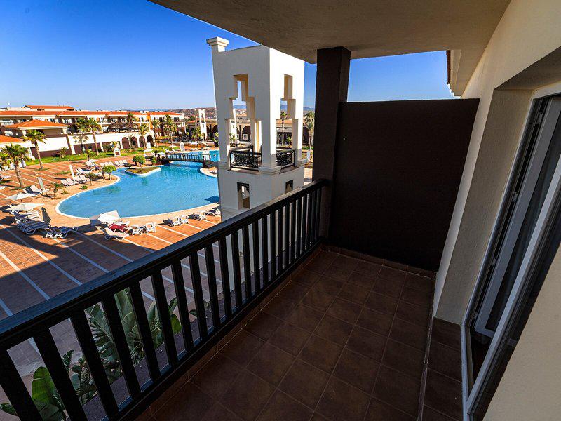 F63D215AC894599B2E8CF2D9FF063440