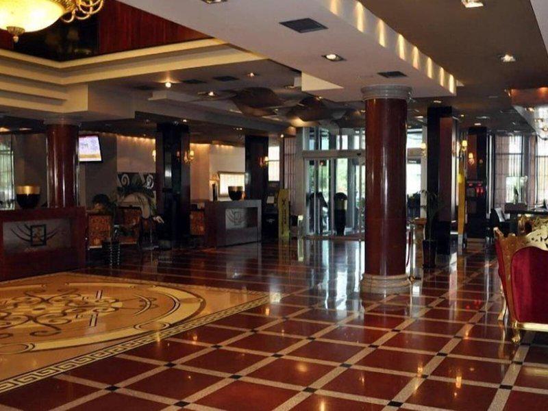 44FFA9D734A3A4EDEAA3A5B763B0D76A