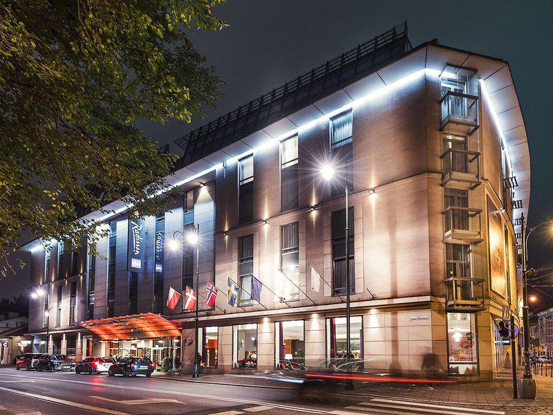 2AF2F9521B94FBDEB3CC3B0BC3972AC1