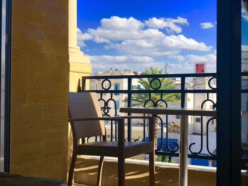 94457B3B1F06C3794A8A938835D3A9D2