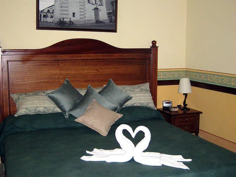 AA985B2143FE11E5CC052C411716CA7E