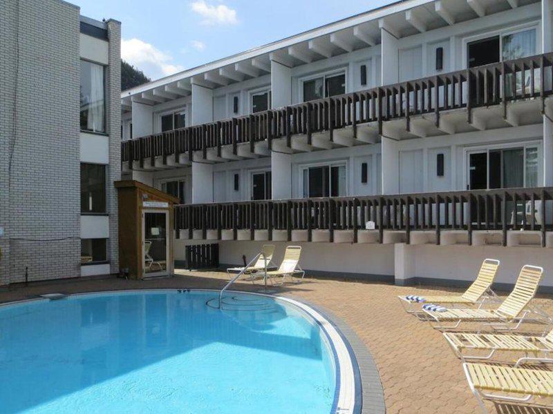 691BCD8615E10D0BCB0077BC87E056D3