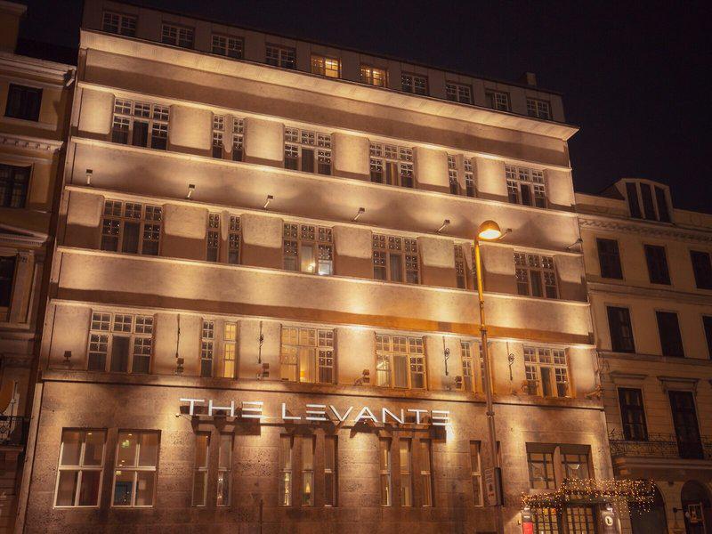 7F9F4FE1581587EC126D0AEA69C5316F