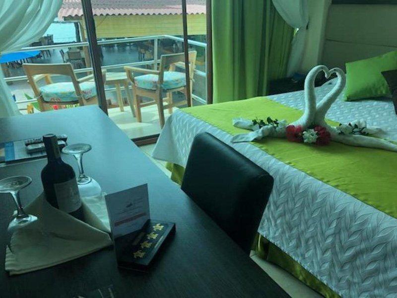 87C10C95F9BB40746A9143F4A437DD8A