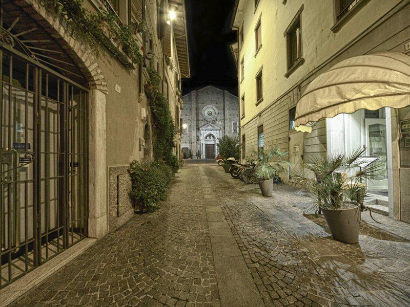 DFA7A82A19E1CB7865335E9CFEDE9790