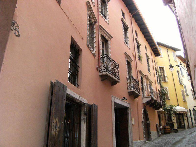 44FA3184CA900681CC70632D4E0E7F35