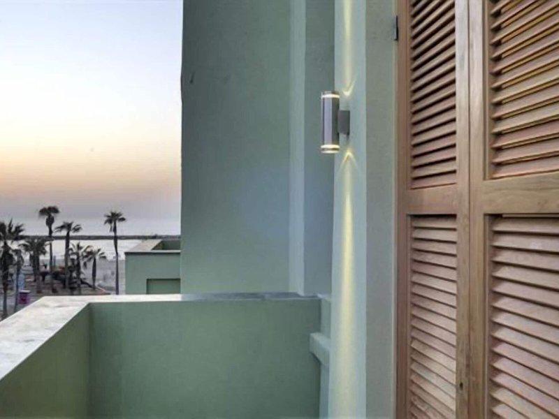 1EECB997716F75F18E8B1CD2A77A9992