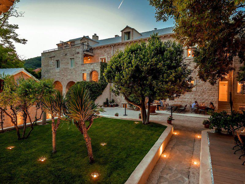 D7EA27AE0D335C048CEAE759CD86BE33