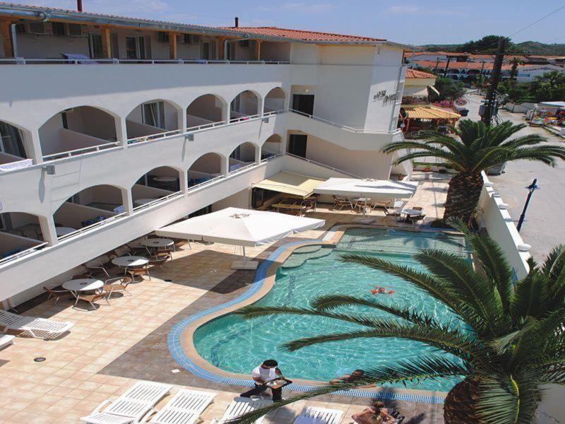 37B1FD91B6D13444D7BE00AE1C5E0C64