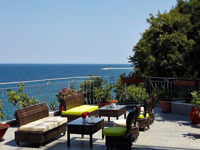 FA9869202EA2A1B2F50CCB9B0AAAAEC6